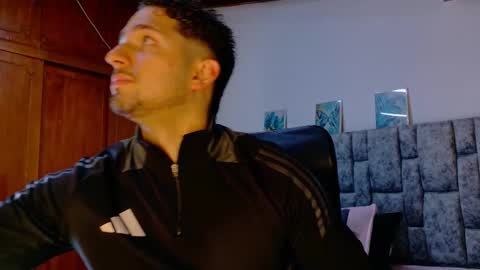 Snapshot of nick_moss_ chatting on 3, 3, 2026 nick_moss_ online show from 3, 3, 2026