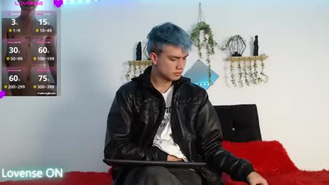 Snapshot of nick_torn chatting on 26, 6, 2026 Nick online show from 26, 6, 2026