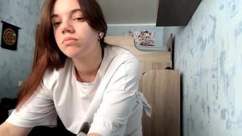 Snapshot of nickihickox chatting on 5, 4, 2026 Jin online show from 5, 4, 2026