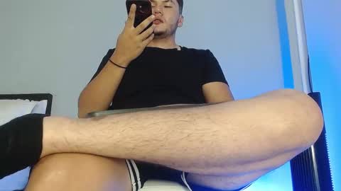 nickk_hills online show from 24, 3, 2026