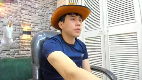 Nickk Wolff online show from 12, 11, 2025