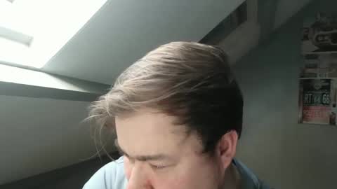 nickoeoeoe online show from 5, 3, 2026