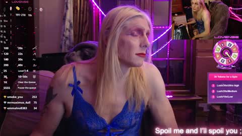 Snapshot of nicktu52 chatting on 22, 12, 2024 nicktuuk online show from 22, 12, 2024