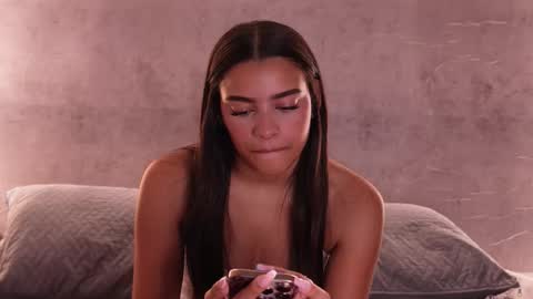 Snapshot of nicky_and_blake chatting on 17, 1, 2026 nicky and blake online show from 17, 1, 2026