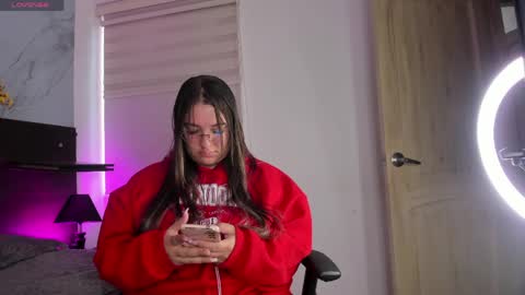 nicky_as online show from 4, 4, 2026