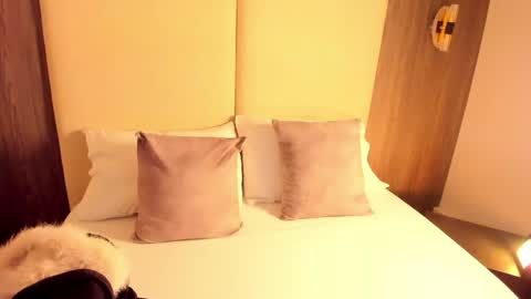 Nicky  online show from 22, 4, 2026