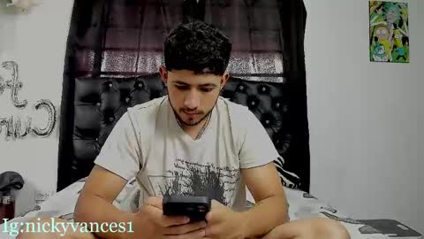 nicky online show from 3, 11, 2025