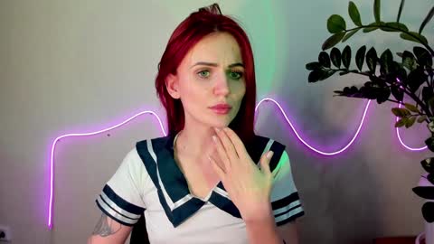 Snapshot of nicky_weekends chatting on 18, 12, 2024 Nicky Weekends online show from 18, 12, 2024