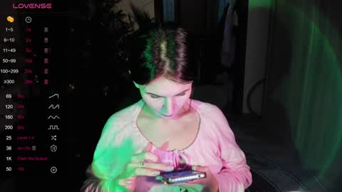 Snapshot of nicky_weekends chatting on 7, 1, 2025 Nicky Weekends online show from 7, 1, 2025