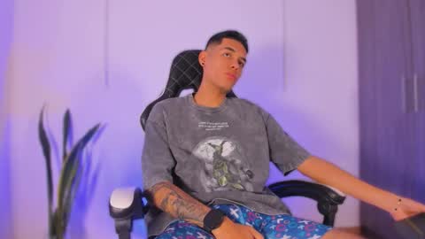 Nicky  online show from 24, 10, 2025