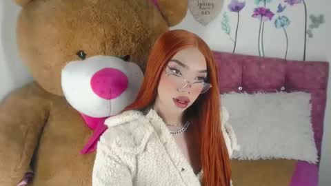 Snapshot of nickynoa chatting on 8, 2, 2025 Nicky online show from 8, 2, 2025