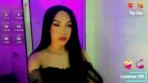 Snapshot of nickynoa chatting on 19, 9, 2025 Nicky online show from 19, 9, 2025