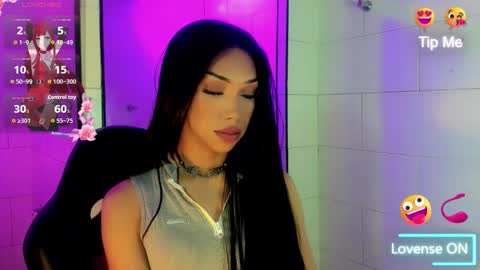 Snapshot of nickynoa chatting on 2, 10, 2025 Nicky online show from 2, 10, 2025