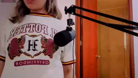 Nicky online show from 5, 3, 2026