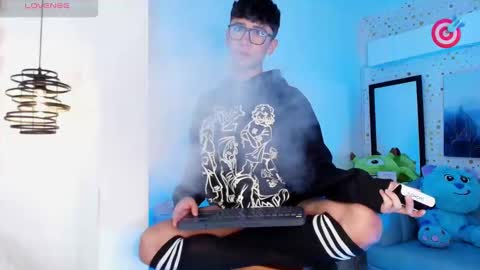 nico online show from 28, 2, 2025