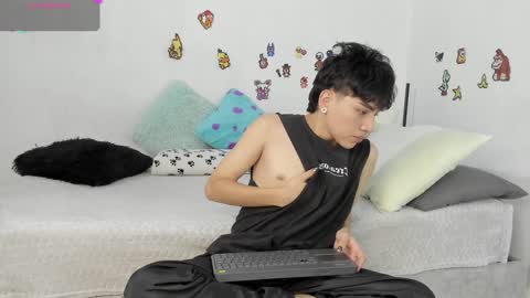 Nico  online show from 28, 1, 2025