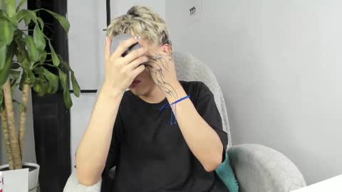 Nico  online show from 20, 10, 2025