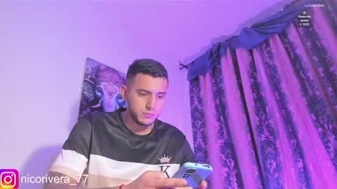 Nicolas online show from 5, 11, 2025