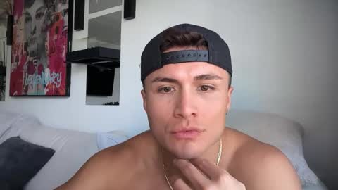 nicoferrarox online show from 22, 3, 2026