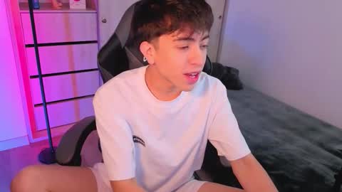 Snapshot of nicoisonline chatting on 23, 9, 2025 Nicolas online show from 23, 9, 2025