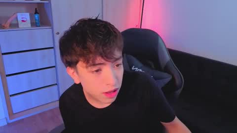 Snapshot of nicoisonline chatting on 3, 10, 2025 Nicolas online show from 3, 10, 2025