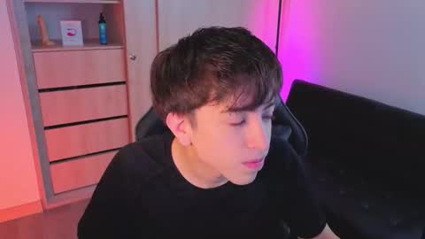 Snapshot of nicoisonline chatting on 14, 10, 2025 Nicolas online show from 14, 10, 2025