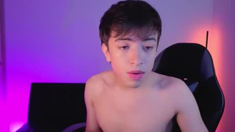 Snapshot of nicoisonline chatting on 26, 11, 2025 Nicolas online show from 26, 11, 2025