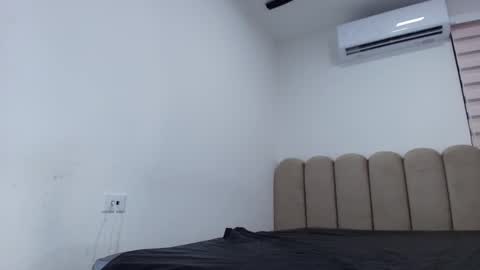 Snapshot of nicol_ferrer chatting on 3, 3, 2026 Nicol online show from 3, 3, 2026