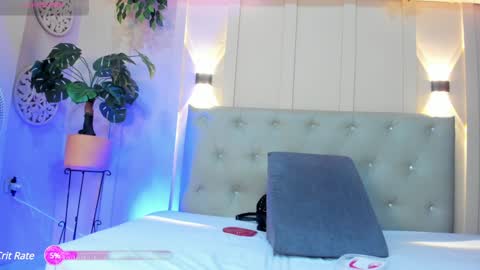 Snapshot of nicol_snow chatting on 29, 12, 2024 Your baby Nicol online show from 29, 12, 2024