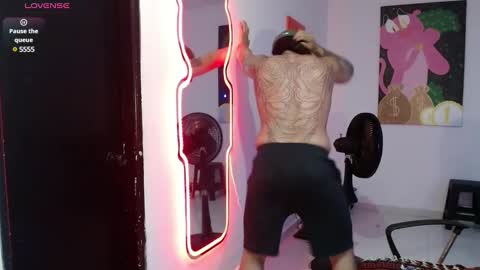 nicolas online show from 8, 1, 2025