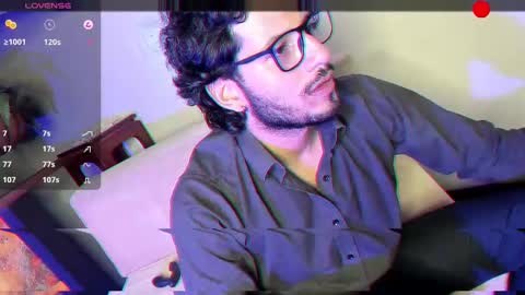 nicolasrodrii online show from 15, 12, 2024