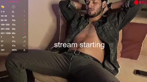 nicolasrodrii online show from 8, 1, 2025