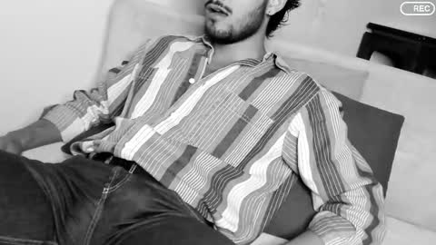 nicolasrodrii online show from 8, 3, 2025