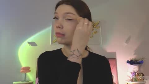 Nicole online show from 30, 11, 2025