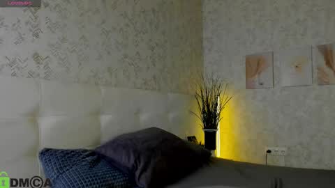 GMT7TueWedThSu 0300am-0900am. Sa 1000am-0400pm online show from 9, 10, 2025