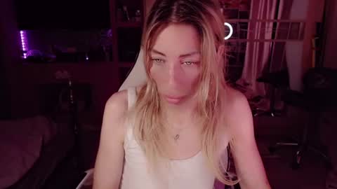 Nicole online show from 1, 7, 2026
