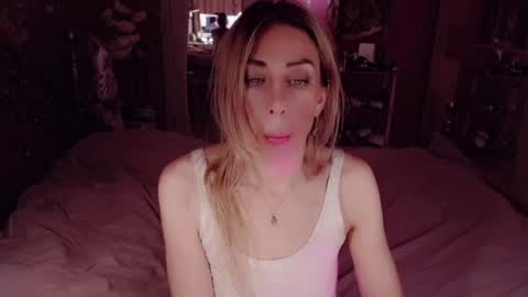 Nicole online show from 5, 7, 2026