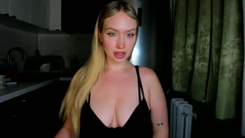 Nicole online show from 27, 9, 2025