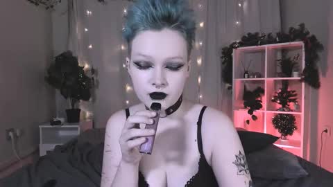 Nicole online show from 21, 12, 2024
