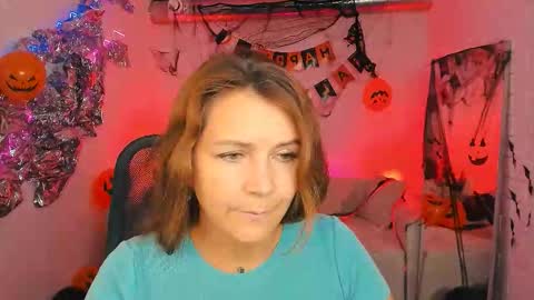 Snapshot of nicolehits chatting on 29, 10, 2025 nicolehits online show from 29, 10, 2025