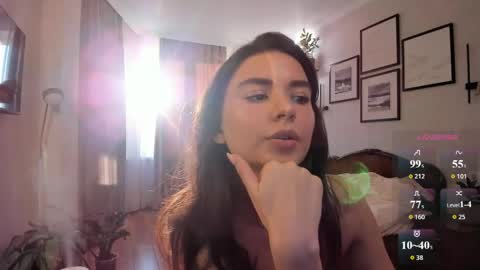 Snapshot of nicoleluuv chatting on 19, 5, 2026 Dua Lipa online show from 19, 5, 2026