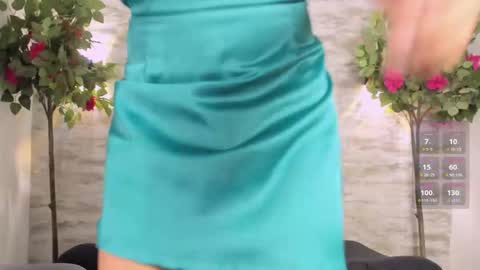 nicolemadrird online show from 18, 3, 2026