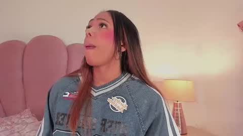 NICOLE online show from 20, 11, 2025