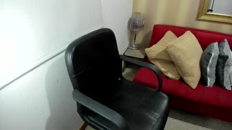 Snapshot of nicolettcolin chatting on 6, 7, 2026 Nicolettcolin online show from 6, 7, 2026