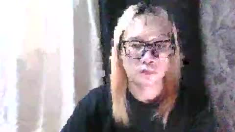 Nicolle online show from 19, 4, 2026