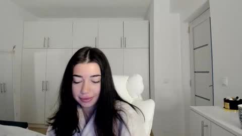 Snapshot of nicolledelight chatting on 13, 10, 2025 Nicolle online show from 13, 10, 2025