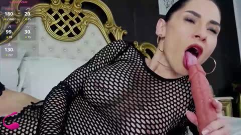 Nicolle online show from 6, 2, 2026