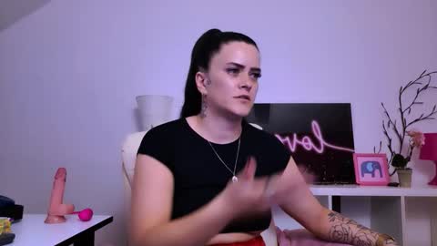 Nicol Sparkle online show from 21, 4, 2026