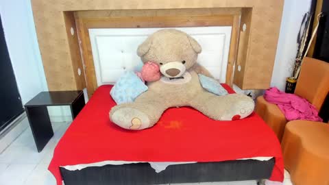 Snapshot of nicolysofi chatting on 27, 12, 2024 nicolysofi online show from 27, 12, 2024