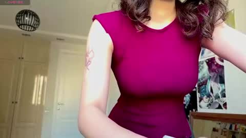 Snapshot of nievesshippey chatting on 13, 7, 2026 Hanna online show from 13, 7, 2026